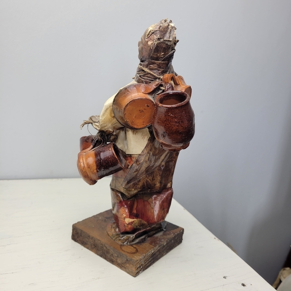 Vintage Mexican Folk Art Paper Mache Figure Handmade Authentic Hardworking Woman - Picture 6 of 16